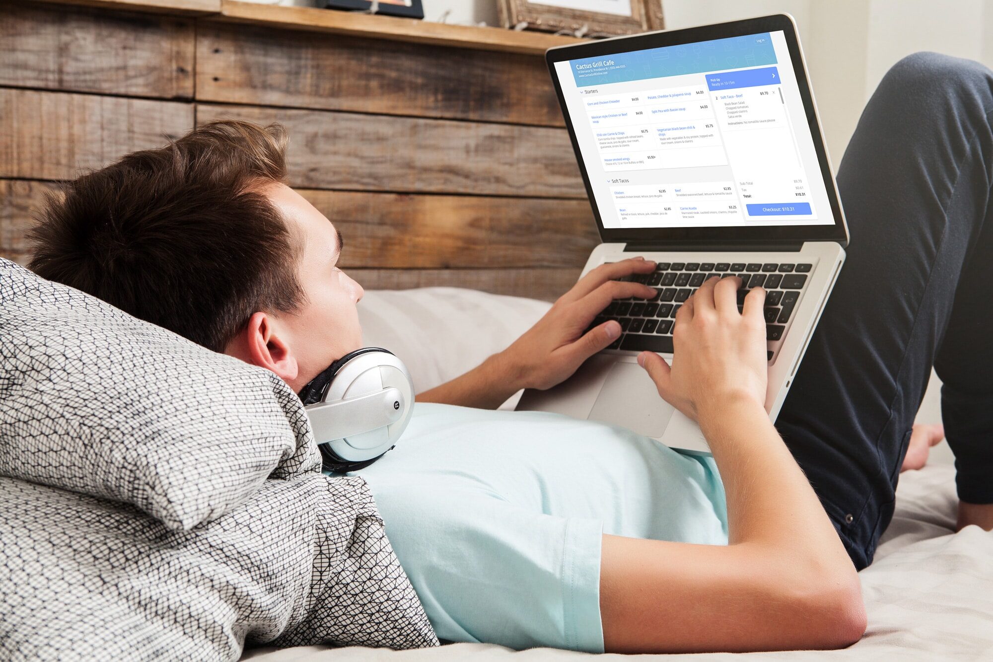 upserve_online_ordering_man_at_home_laptop_2000x1333-1-1