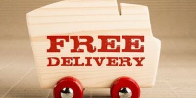 Restaurants réduisant les frais de livraison pour favoriser la distanciation sociale