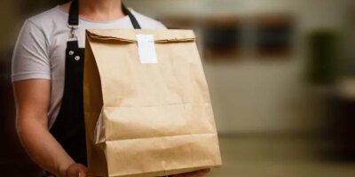 Des services de restauration et de livraison hors site (pendant la nuit)