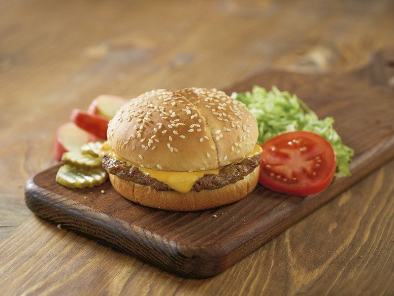 red-robin-gourmet-burgers-and-brews-introduces-limited-time-kids-meals