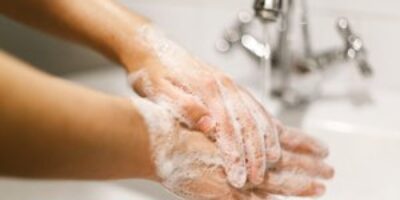 Nouveau protocole, les outils de sécurité alimentaire vérifient les pratiques du restaurant COVID-19