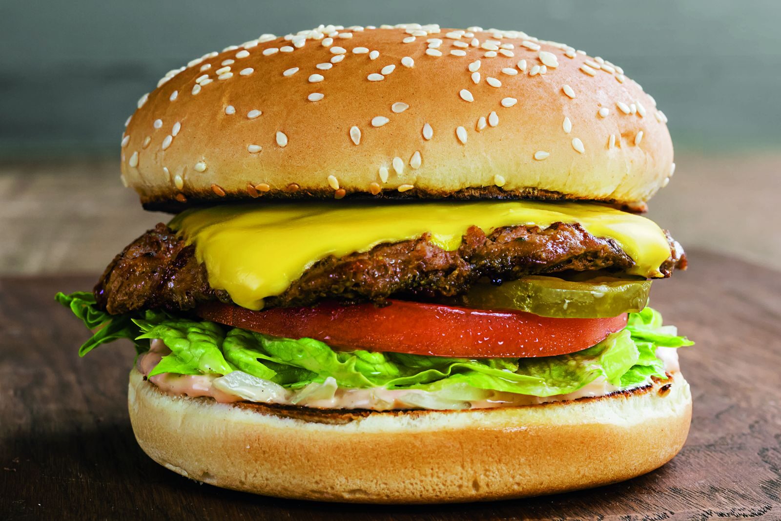 farmer-boys-launches-two-charity-initiatives-to-feed-healthcare-workers-and-support-feeding-america-amid-covid-19