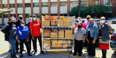 Krystal intensifie ses efforts pour nourrir les travailleurs de première ligne