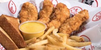 Slim Chickens se prépare pour l'ouverture le 14 mai à Russellville, Arkansas
