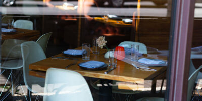 Alors que les ventes baissent, les restaurants entament le long chemin de la reprise