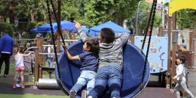 Los nios gallegos reconquistan los columpios en la &lsquo;nueva normalidad&rsquo;