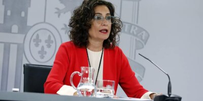 Montero avisa a Podemos de que habr que « adaptar » su acuerdo para sumar otros partidos al Presupuesto