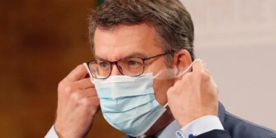 Alberto Núñez Feijóo responde a las acusaciones de &lsquo;madrileñofobia&rsquo;: « Queremos y necesitamos que vengan los turistas de Madrid »