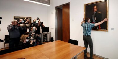 L'avenir de l'empereur roi entre les mains d'un procureur suisse