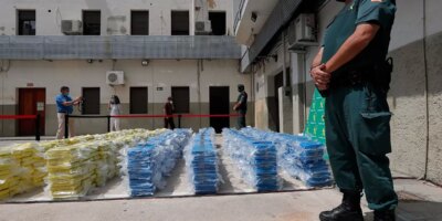 Interviennent quatre tonnes de cocaïne qui allaient entrer dans le port avec l'état d'alarme