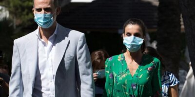 Los Reyes, aux premiers touristes allemands: "Merci et bienvenue en Espagne!"