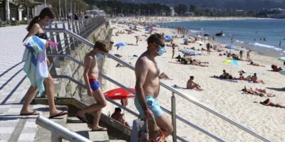 Les discothèques en Galice: avec un masque et une obligation de laisser le numéro de téléphone pour un suivi en cas de repousse