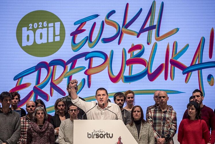 El coordinador general de Sortu Arnaldo Otegi durante un acto...