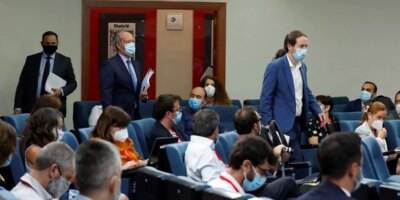 PP et C voient "intolérable" que Pablo Iglesias "attaque des journalistes critiques" et pense que Pedro Snchez l'approuve avec son silence