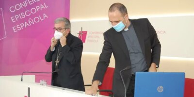 Les évêques défendent les résidences et demandent à enquêter si l'âge a servi à "discerner" les patients dans les hôpitaux