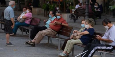 L'Estrémadure impose également l'utilisation obligatoire de masques et la Cantabrie, les Asturies et l'Aragn pourraient être les suivantes