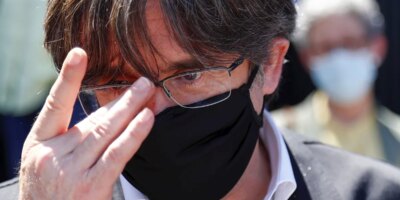 Carles Puigdemont s'approprie la marque JxCat dos à PDeCAT