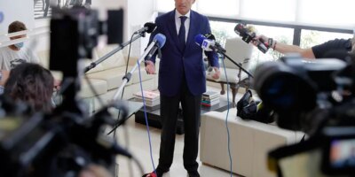 Le procureur accuse Camps de deux «  mensonges ''