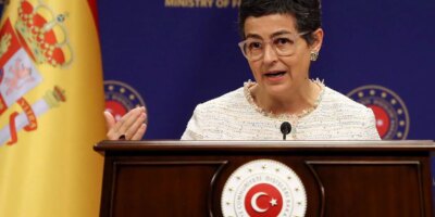 Des experts espagnols de la santé tentent de convaincre le Royaume-Uni d'exclure les îles Baléares et Canaries de la quarantaine