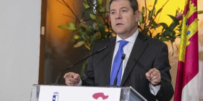 Page blâme le gouvernement pour la quarantaine imposée par le Royaume-Uni consistant à "proclamer que nous sommes dans une deuxième vague" du coronavirus