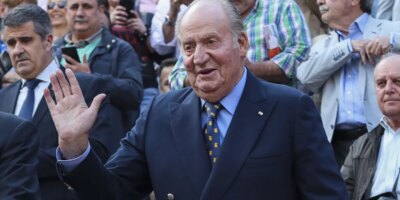 Vitoria retire le nom de Juan Carlos I de l'une de ses rues, rebaptisée «  8 mars ''
