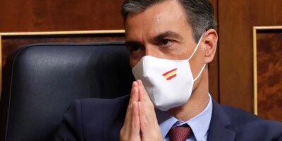 Le Congrès approuve par trois voix l'opinion économique pour la reconstruction