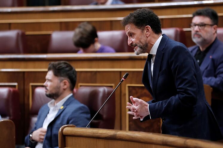 Le porte-parole adjoint des citoyens, Edmundo Bal, dans la sesi