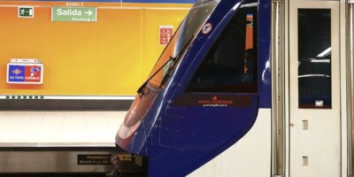 La ligne 7 du métro de Madrid coule à la station Jarama