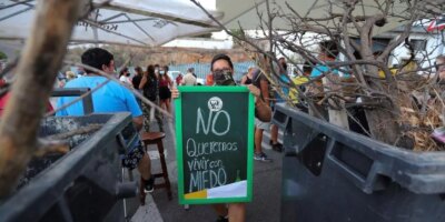 Barricades dans une ville de Grande Canarie pour empêcher l'arrivée d'immigrants en quarantaine