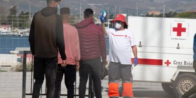 81 immigrants arrivent sur la côte de Murcie à bord de six bateaux et d'un troisième bateau pour Gran Canaria ces dernières heures