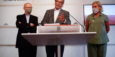 Les anciens présidents du Parlement demandent la grâce de Carme Forcadell