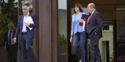 Le PNV et le Parti socialiste concluent leur deuxième pacte gouvernemental en Euskadi