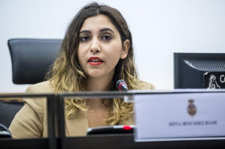 Dina Bousselham, lors d'une conférence tenue au Congrès en 2018.