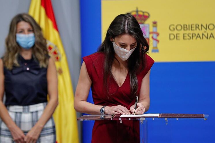 Les ministres Irene Montero et Yolanda D