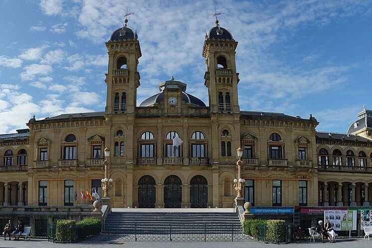 Façade de l'hôtel de ville de San Sebasti