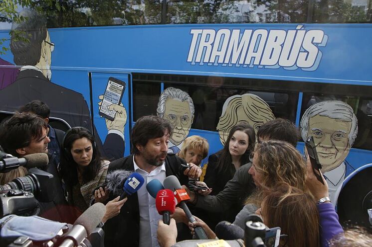 Rafa Mayoral, dans un acte avec le & apos; tramabus & apos; de Podemos à signaler ...