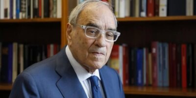 Gonzlez, Aznar, Zapatero et Rajoy soutiennent Martn Villa devant le juge argentin enquêtant sur les crimes du régime de Franco