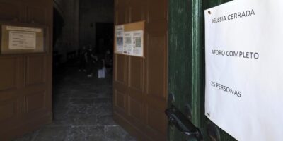 Un mariage laisse 23 infectés à Ségovie et un enterrement, 12 à Zamora