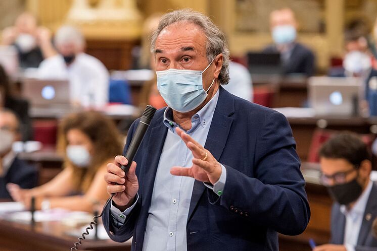 Le ministre de l'Éducation