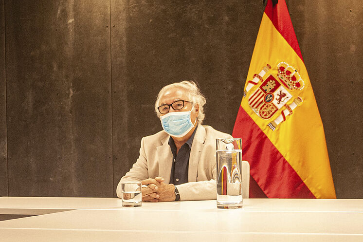 Le ministre de l'Éducation