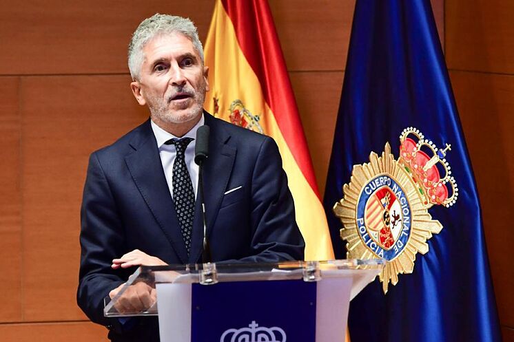 Fernando Grande-Marlaska, vendredi, dans un acte de police