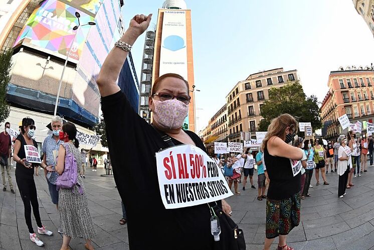 Manifestation des marchands de Rastro, sur la Plaza de Callao