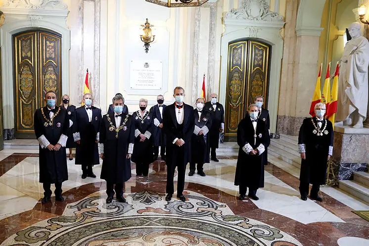 Manuel Marchena, Carlos Lesmes et le roi Felipe VI, à l'ouverture de ...