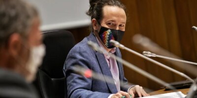 Pablo Iglesias vend un Pablo Casado "allié à l'extrême droite" à l'Europe