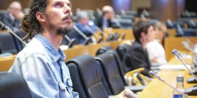 Le député de Podemos Alberto Rodrguez ne va pas témoigner devant la Cour suprême après avoir été accusé d'avoir agressé des policiers