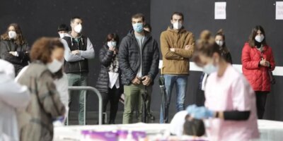 Urkullu demande aux habitants de 25 communes basques de s'auto-confiner et ferme son activité à 9 heures du soir