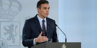 Sanchez demande au Pape aujourd'hui au Vatican de visiter l'Espagne