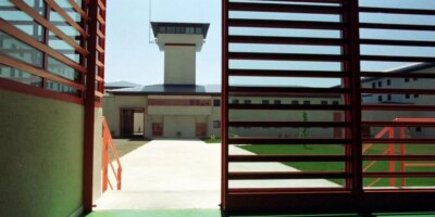 Autres utilisations du télétexte: les prisonniers galiciens ont communiqué avec le monde extérieur à travers leurs pages de citations ou d'annonces