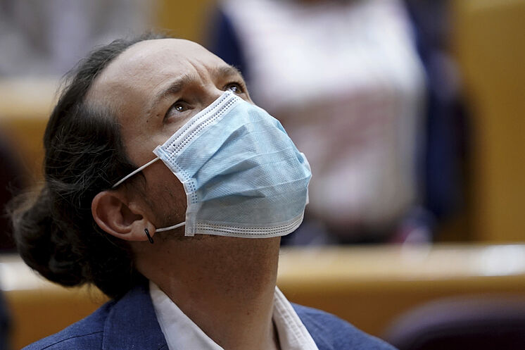 Le deuxième vice-président du gouvernement et l