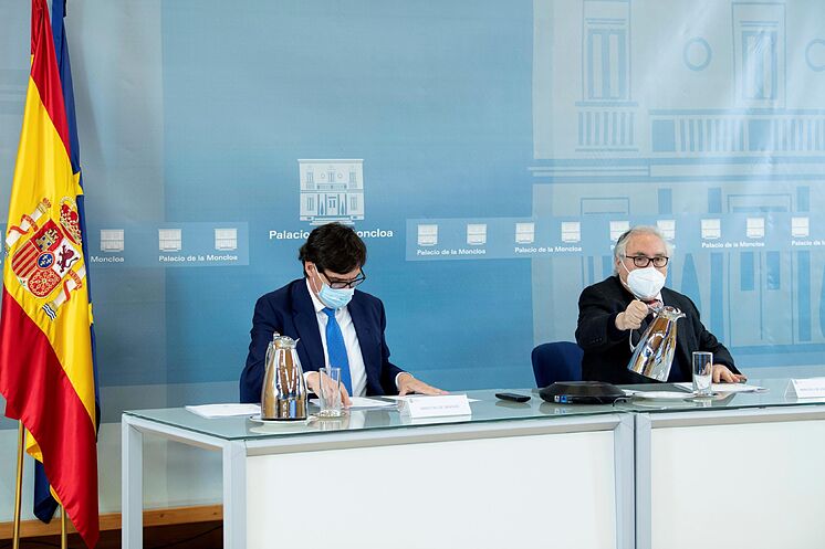 Les Ministres de la Santé et des Universités, Salvador Illa et Manuel ...